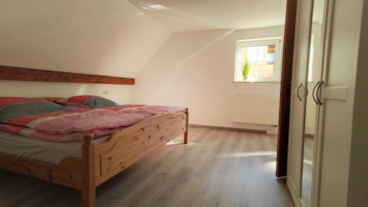 Gasthof Adler Ferienwohnung Ихенхаузен Экстерьер фото